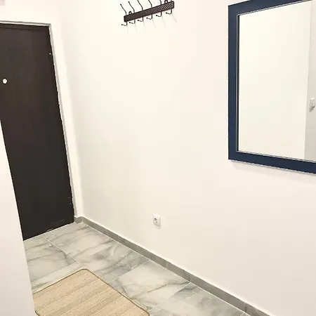 Easy Apartment *