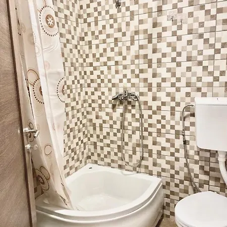 Easy Apartment *